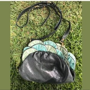 Lockheart Cross Body Flower Crossbody/purse Green